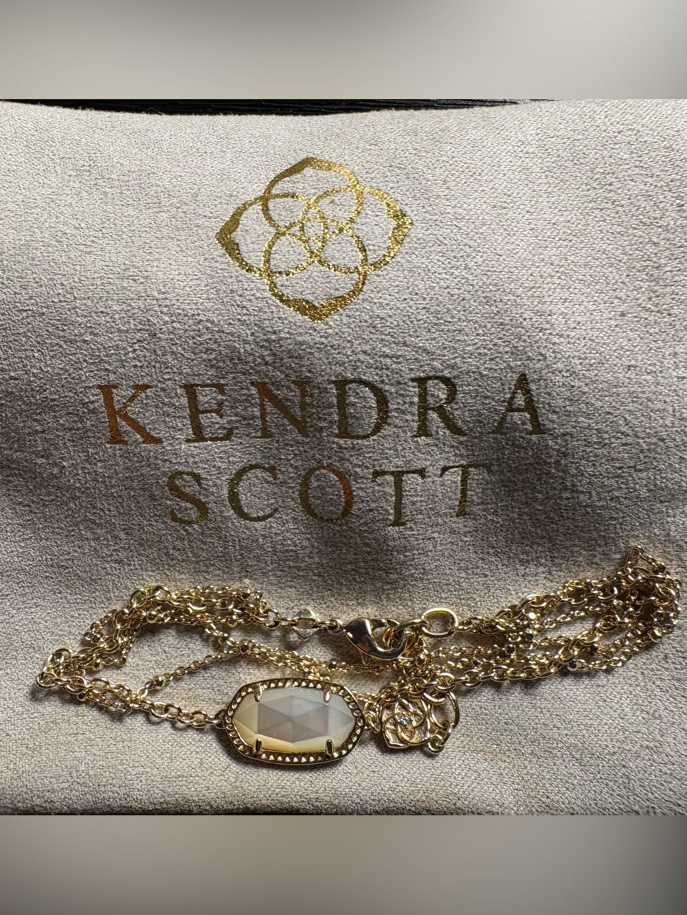 Kendra Scott Elaina Gold Multi Strand Chain Oval Bracelet Mother of Pearl - Picture 3 of 10